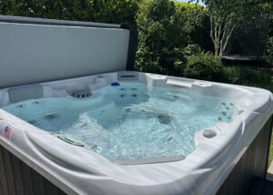 735L hot tub from the South Seas Spas range